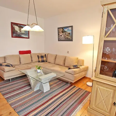 Ferienwohnung Altenkirchen Rueg 23 阿尔滕基兴
