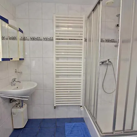 公寓 Ferienwohnung Altenkirchen Rueg 23 阿尔滕基兴